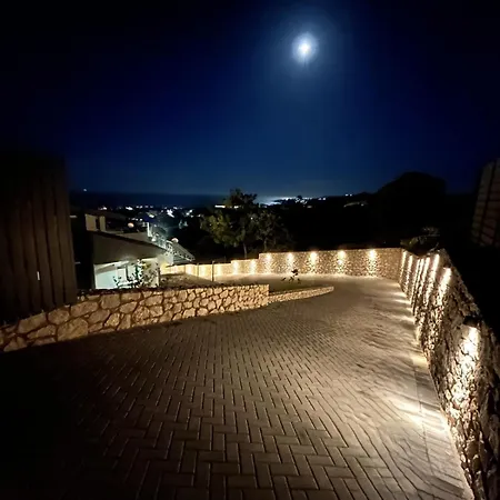 Aelios Petra Sea View 1 *