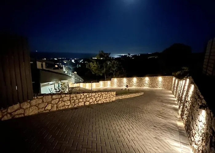 Aelios Petra Sea View 1 *