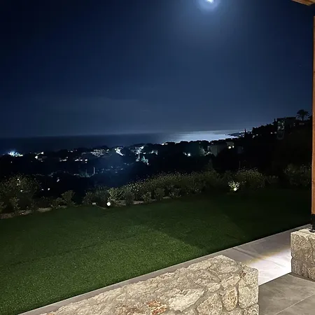 Apartment Aelios Petra Sea View 1