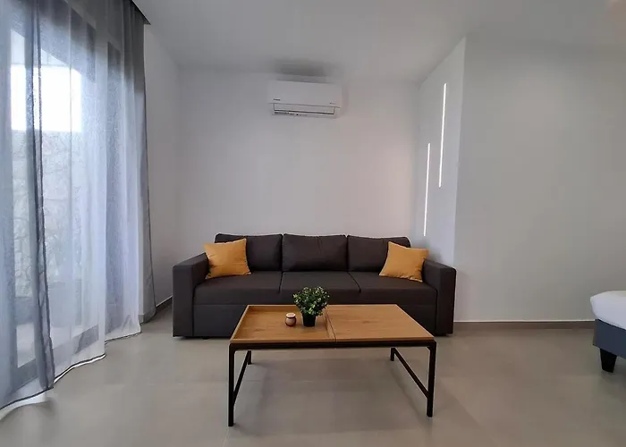 Aelios Petra Sea View Apartment 1 *