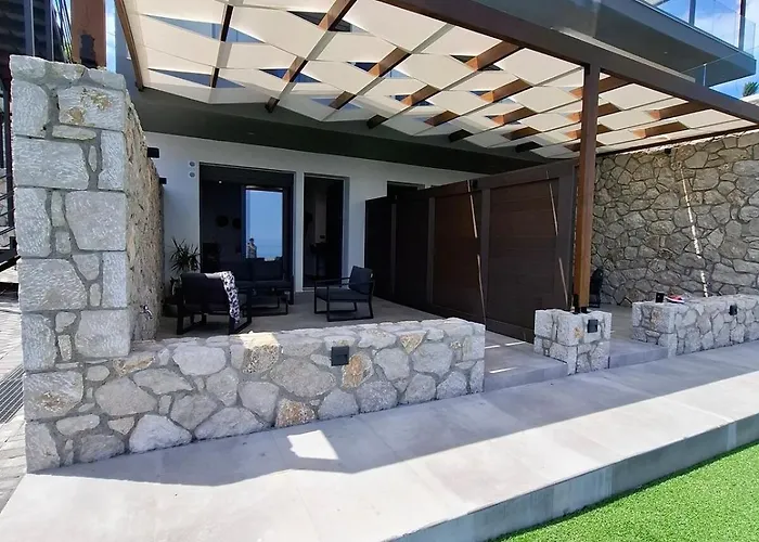 Aelios Petra Sea View Apartment 1 شقة *