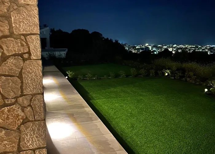 Aelios Petra Sea View Apartment 1 شقة